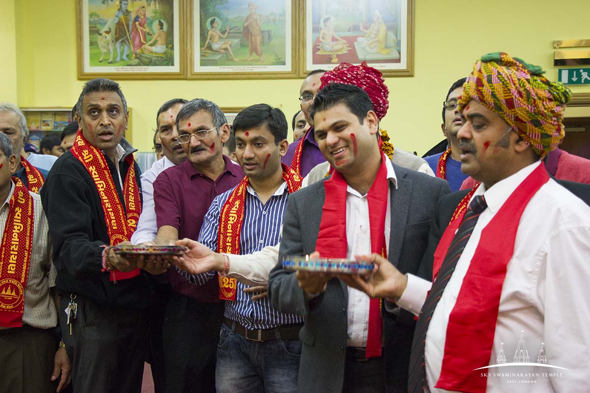 ©1987-2017 SKS Swaminarayan Temple East London